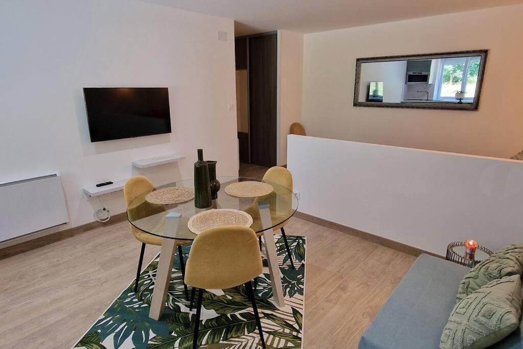 La Dame - Parking Prive - Proche Ge Alstom Appartement Cravanche Buitenkant foto